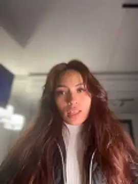 Chat +18 de Adarha_Ramirez ao vivo