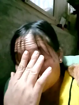 Minkine022のライブXXXチャット