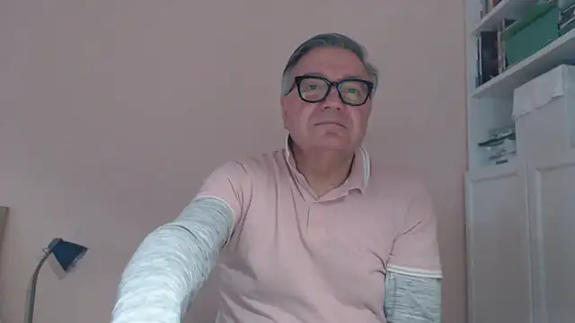 YOU6me's Webcam Show