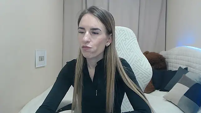 DeboraHorny 即時 XXX 聊天