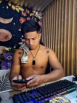 Felix_Asher Adlı Modelin Canlı XXX Sohbeti