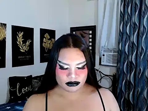 Chat +18 de TSbrianaHugeCock ao vivo