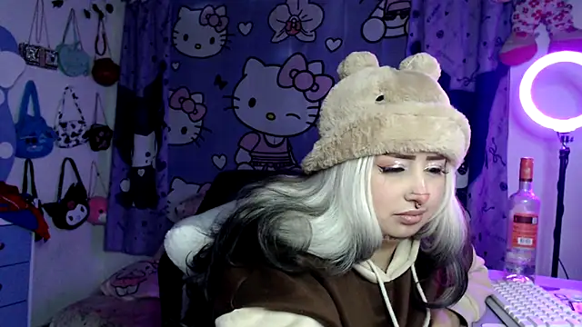 lussyevans24's Live XXX Chat