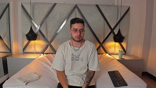 Ethan_Greys: онлайн-секс-чат