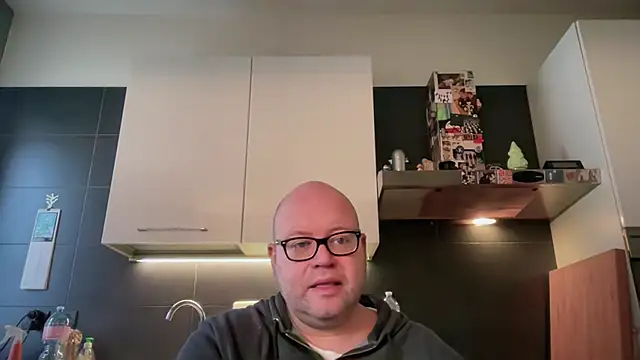 Živý XXX chat theitalianbear