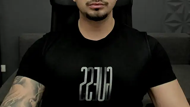 Chat +18 de TonyWilcox ao vivo