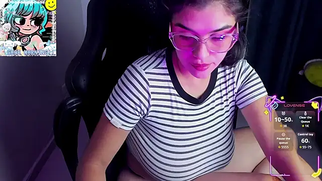 Chat +18 de Roxy_clark ao vivo