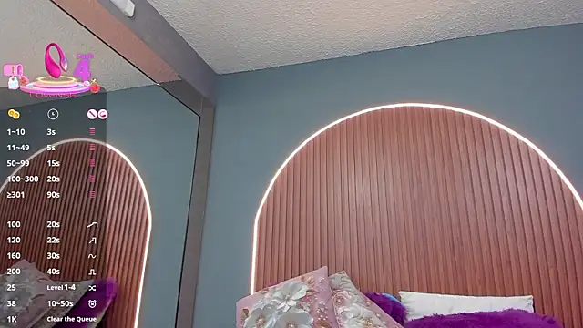 NayeCloud Chat XXX live