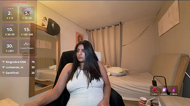 Chat +18 de cloe_small ao vivo