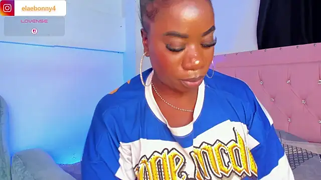 Keily-w's Live XXX Chat