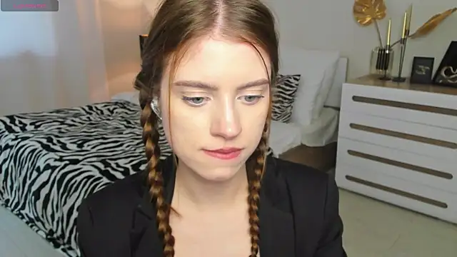 Erica_Kiss' Live XXX Chat