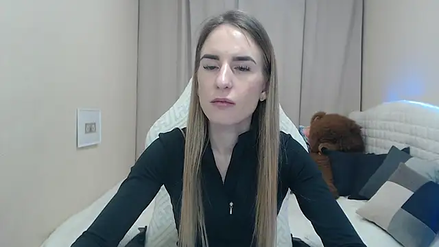 Chat +18 de DeboraHorny ao vivo