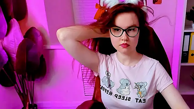 CarolGiggly's Live XXX Chat