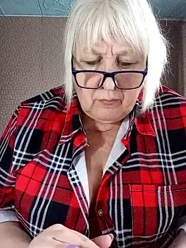 Alexia64231 Adlı Modelin Canlı XXX Sohbeti