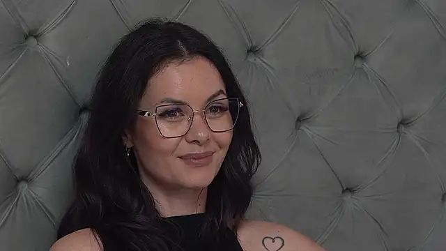 SeductiveMom লাইভ XXX চ্যাট