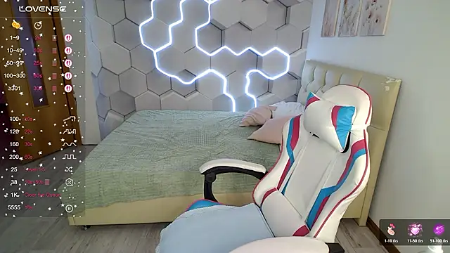 aliicemeow 现场XXX聊天