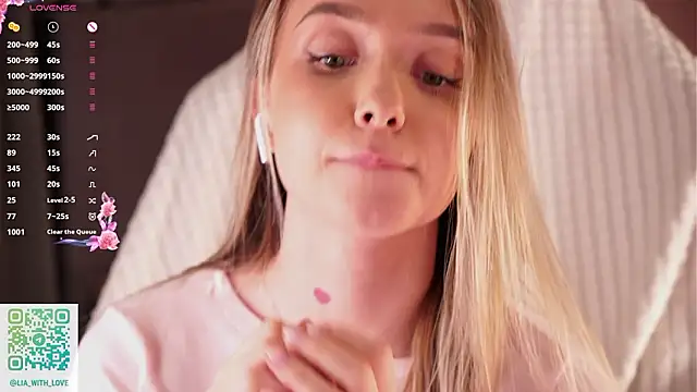 Chatroom XXX en direct de HollisBeckett