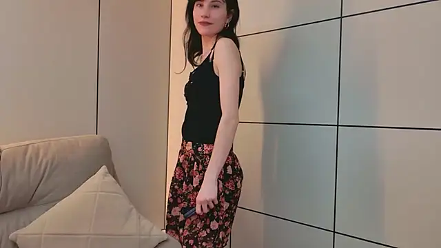 Dedra_Dixon Adlı Modelin Canlı XXX Sohbeti