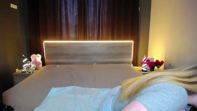 Онлайн чат XXX JessikaDaniel