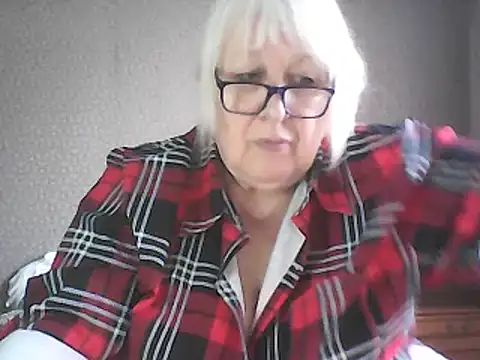 Alexia64231 live XXX chat