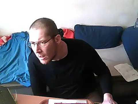 schmidtler35 Show in webcam