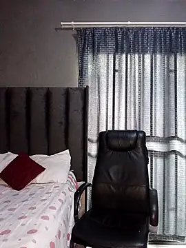 SexySlenderLexyのライブXXXチャット