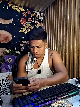 Felix_AsherのライブXXXチャット