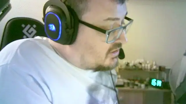 SirAbuserのライブXXXチャット