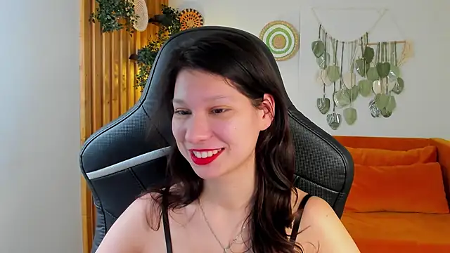 SaraDenars 即時 XXX 聊天