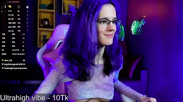 AuraLaunni's Webcam Show