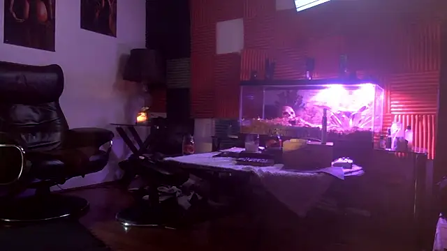 TheHellBilly 现场XXX聊天