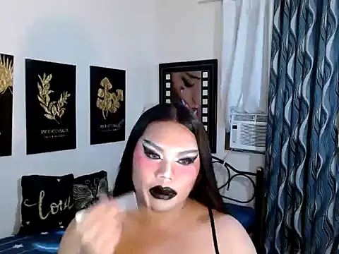 Chat +18 de TSbrianaHugeCock ao vivo