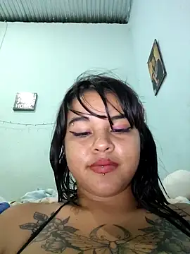 Chat XXX en directo de KattalellaGomez