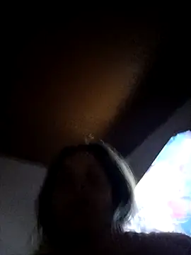 yajahil élő XXX-chatje