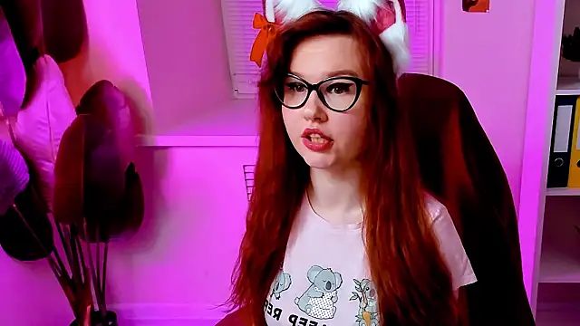 Živý XXX chat CarolGiggly