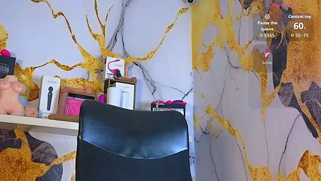 Nijinsky_LatinBoy's Live XXX Chat