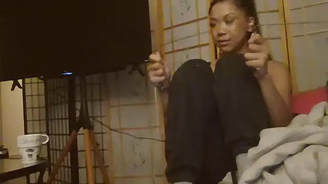 CryptoCamGirl's Live XXX Chat