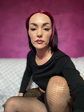 XXX chat uživo modela MeganFoxiy