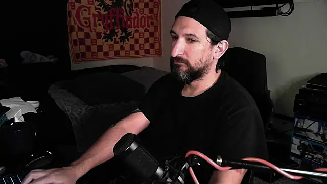 DevilPup75_'s Live XXX Chat