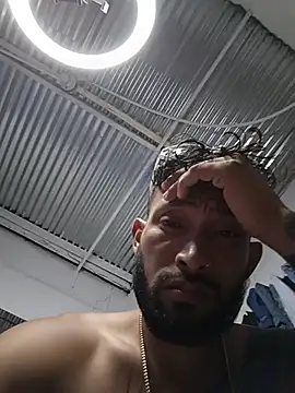 XXX chat uživo modela Kingbigcock23cm