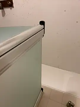 menina_coimbrinha's Live XXX Chat