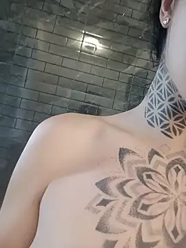 Porcellina181 现场XXX聊天