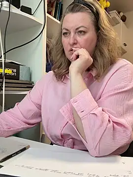 Chat XXX en directo de Amelia-Diamond