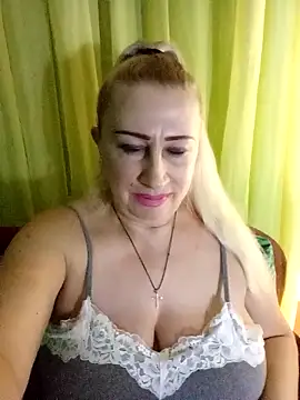 Esenia505's Live XXX Chat