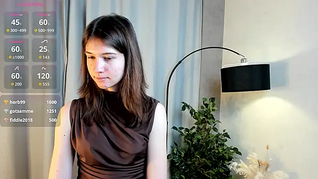 MarilynMun 即時 XXX 聊天