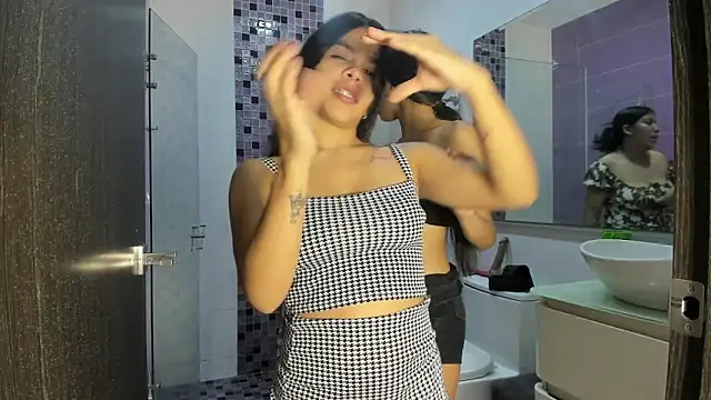 Katrina_hot1 即時 XXX 聊天