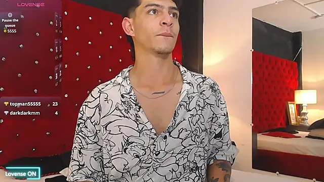 XXX chat uživo modela Logan_Woods