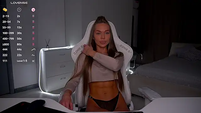 eVvushka 现场XXX聊天