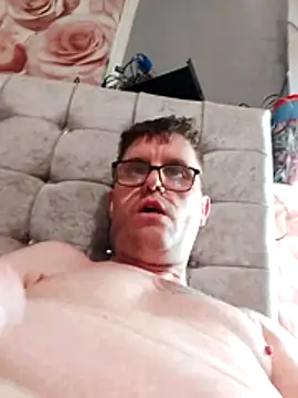 Paulbigboy83 webkamerás műsora