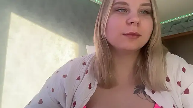 Thalia__Star 即時 XXX 聊天